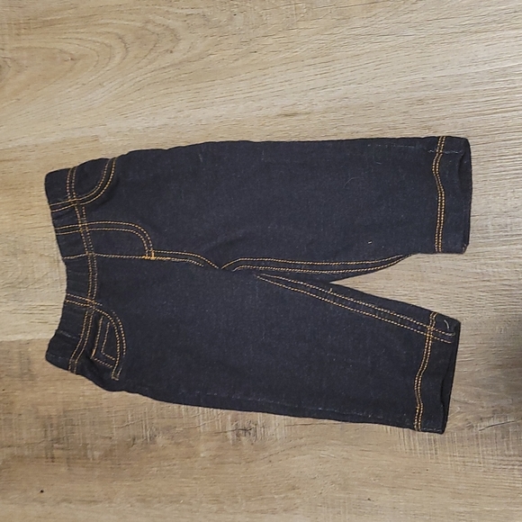 Carter's- Jegging Style Pants. 9m